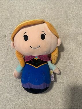 Hallmark itty bitty Disney Anna Plush Doll